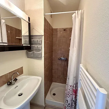 Lumineux 2 Pièces, Climatisé, Proche à Saint-raphaël - Fr-1-226a-206 * Saint-Raphaël