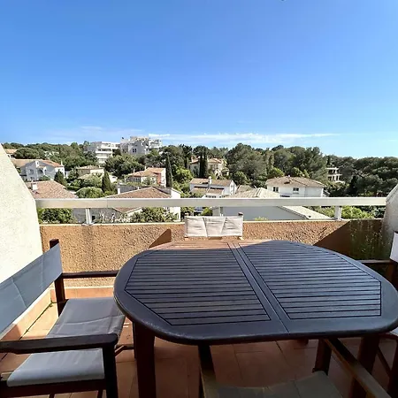 Apartment Lumineux 2 Pieces, Climatise, Proche A Saint-raphael